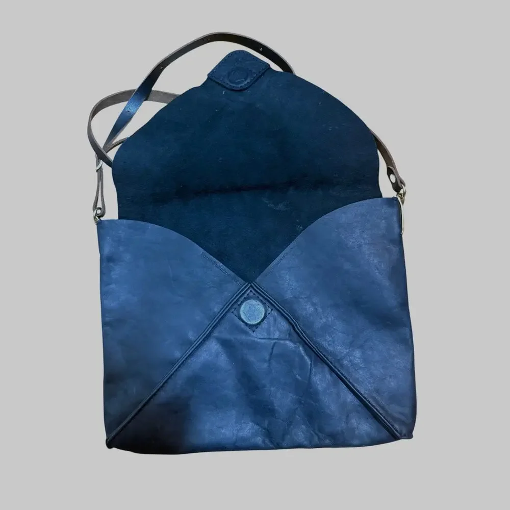 Form Function Form The Nickel Bag in Black
